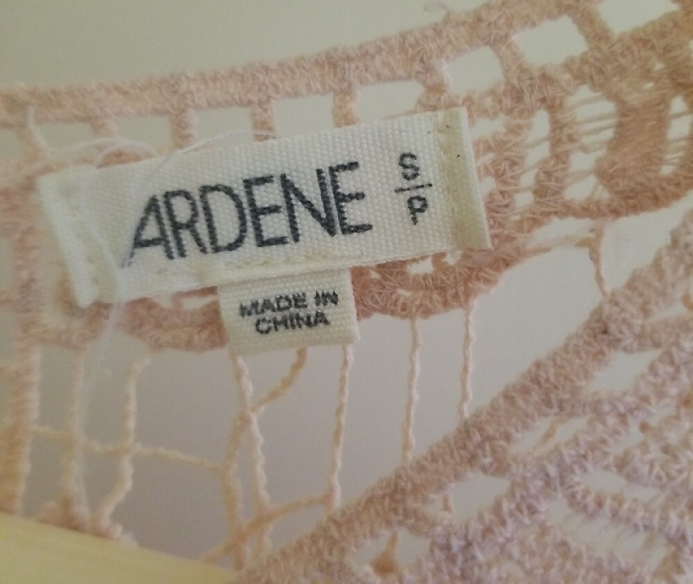 Light Pink Feminine Crochet Lace Top - Picture 4 of 4